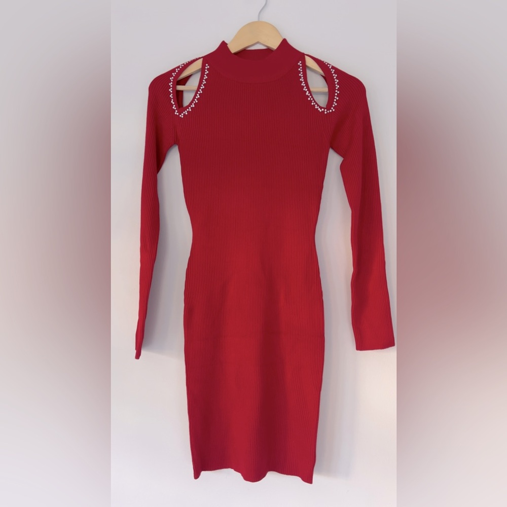 LOVE MIDI DRESS (Season Sales❣️) - Picture 1 of 4